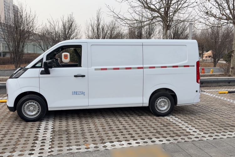 Used Farizon Xingxiang V 2025 Star Enjoy V7E Smart Wealth Edition Xuanwu 51.4 kWh Exterior 1