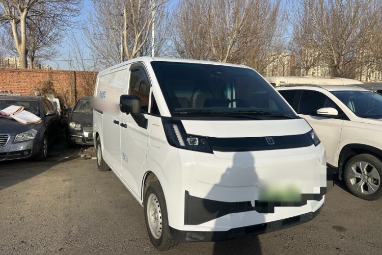 Used Farizon Xingxiang V 2025 Star Enjoy V7E Smart Wealth Edition Xuanwu 51.4 kWh Exterior 2