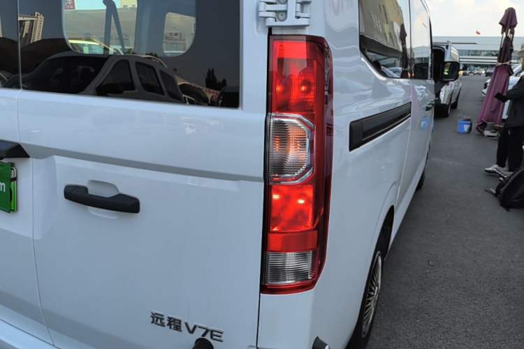 Used Farizon Xingxiang V 2025 Star Enjoy V7E Functional Edition Smart Edition Xuanwu 51.4 kWh Exterior 3