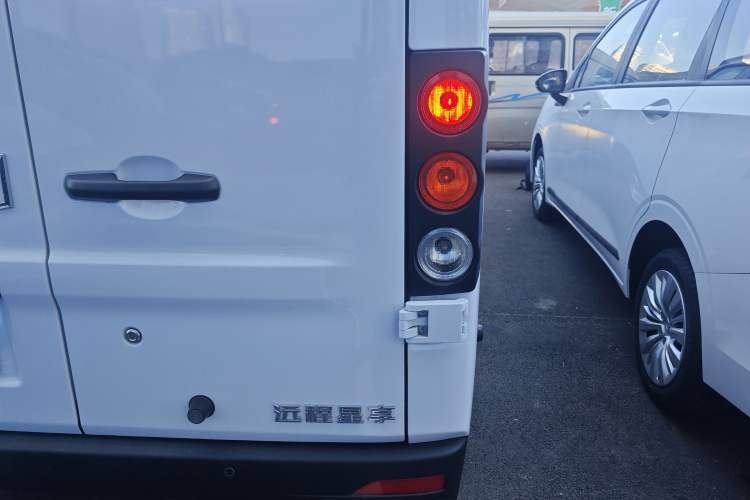 Used Farizon Xingxiang V 2025 Star Enjoy V6E Xuanwu Wealth Creation Edition II Exterior 3