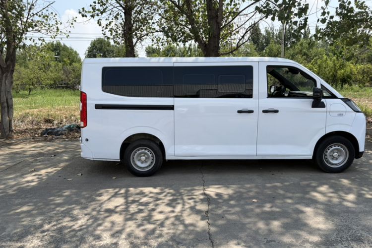 Used Farizon Xingxiang V 2025 Star Enjoy V7E Functional Edition Smart Wealth Edition Xuanwu 51.4 kWh Exterior 3