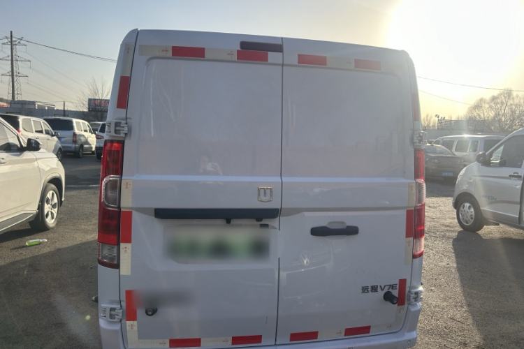 Used Farizon Xingxiang V 2025 Star Enjoy V7E Smart Wealth Edition Xuanwu 51.4 kWh Exterior 5