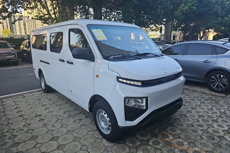 Used Farizon Xingxiang V 2025 Star Enjoy V6E Xuanwu Wealth Creation Edition II Front Right 45 Deg