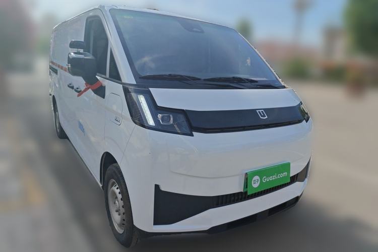 Used Farizon Xingxiang V 2025 Star Enjoy V7E Smart Edition Xuanwu 51.4 kWh Front Right 45 Deg