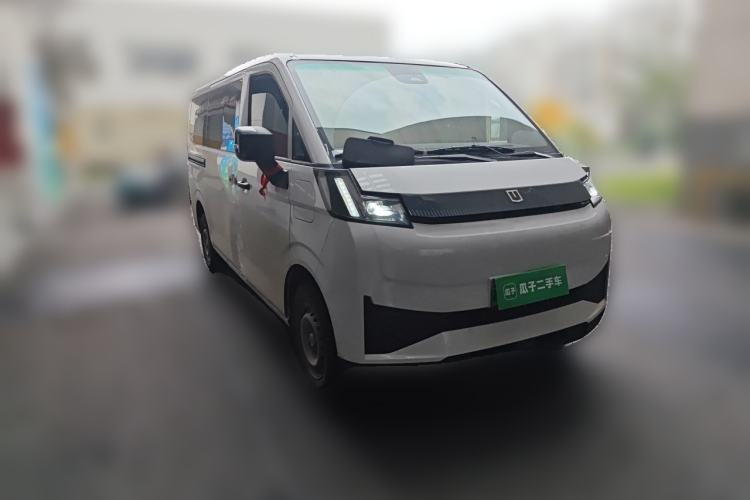 Used Farizon Xingxiang V 2025 Xingxiang V7E Functional Edition, Smart Edition, CATL 50.2kWh Front Right 45 Deg