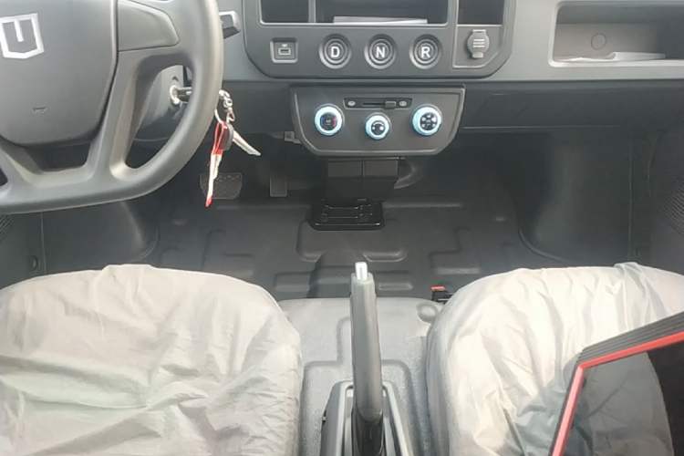 Used Farizon Xingxiang V 2025 Xingxiang V6E Xuanwu Wealth Creation Edition I Gear Lever