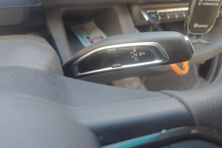 Used Farizon Xingxiang V 2025 Star Enjoy V7E Smart Edition Xuanwu 51.4 kWh Gear Lever
