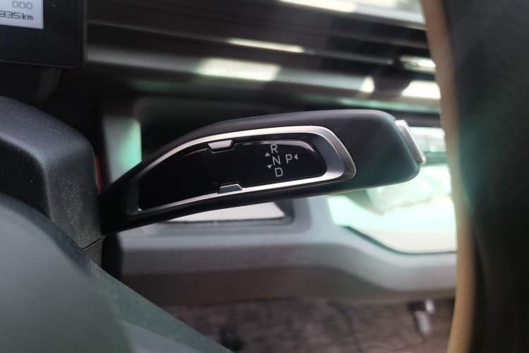 Used Farizon Xingxiang V 2025 V8E Functional Edition—Smart Edition, 350km Gear Lever