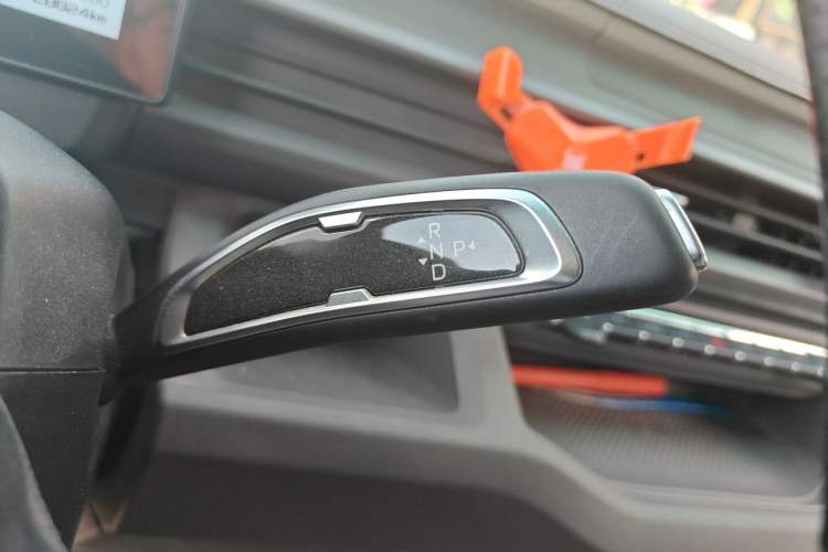 Used Farizon Xingxiang V 2025 Star Enjoy V7E Smart Edition Xuanwu 51.4 kWh Gear Lever