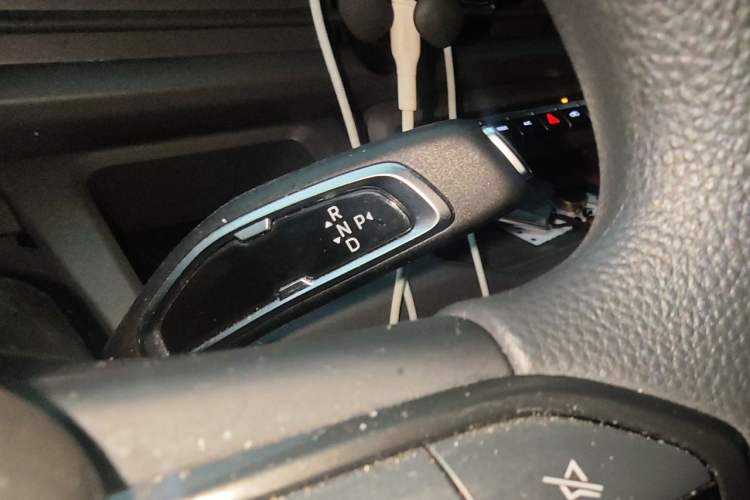 Used Farizon Xingxiang V 2025 Star Enjoy V7E Smart Edition Xuanwu 51.4 kWh Gear Lever