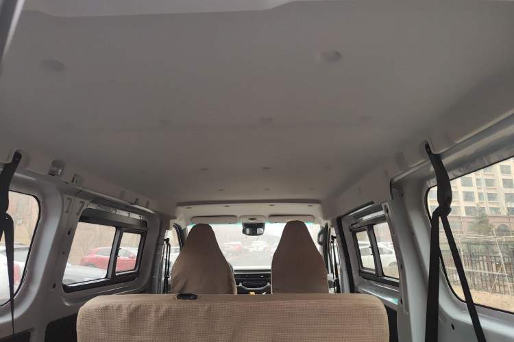 Used Farizon Xingxiang V 2025 Star Enjoy V7E Smart Edition Xuanwu 51.4 kWh Headliner