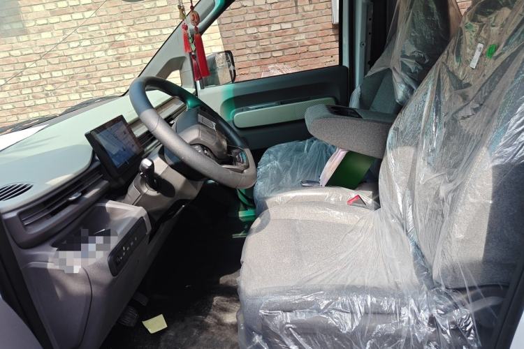 Used Farizon Xingxiang V 2025 Xingxiang V7E Functional Edition, Smart Edition, CATL 50.2kWh Left Front Seat
