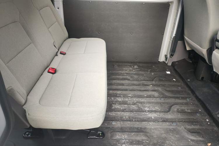 Used Farizon Xingxiang V 2025 Star Enjoy V7E Functional Edition Smart Edition Xuanwu 51.4 kWh Left Rear Seat