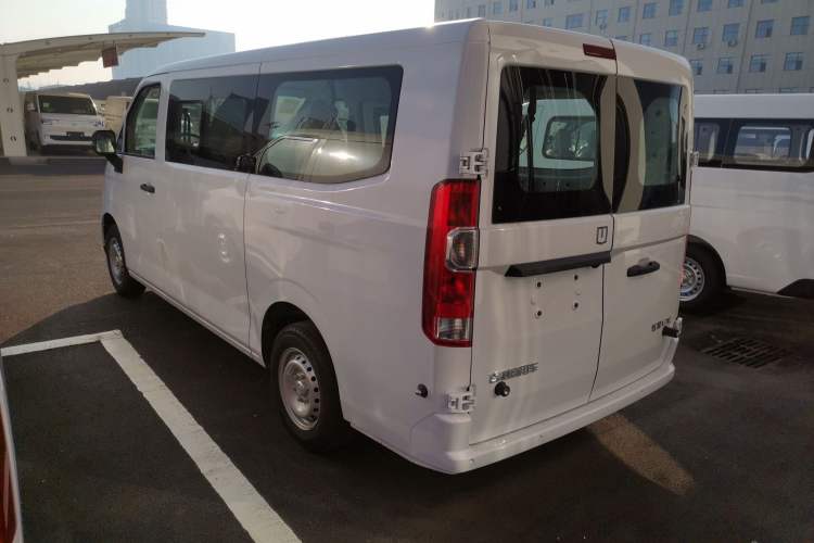 Used Farizon Xingxiang V 2025 Star Enjoy V7E Functional Edition Smart Edition Xuanwu 51.4 kWh Left Side