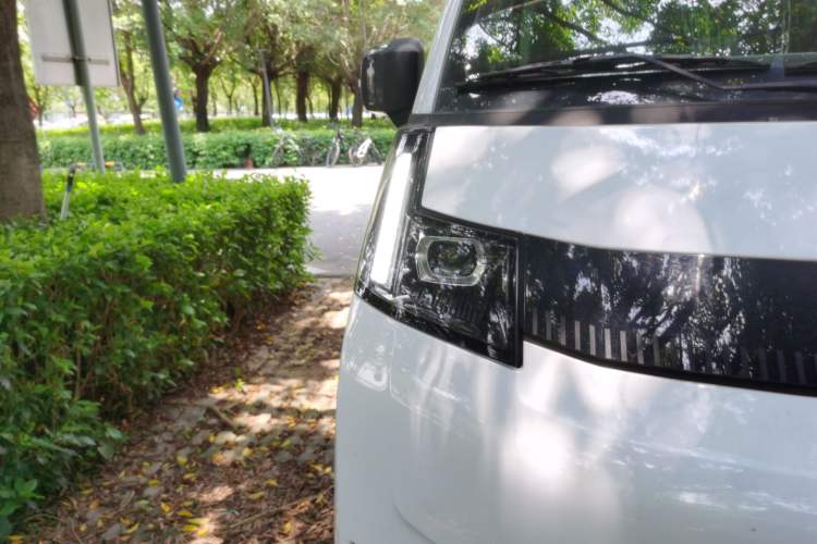 Used Farizon Xingxiang V 2025 Star Enjoy V7E Functional Edition Smart Wealth Edition Xuanwu 51.4 kWh Right Front Headlight