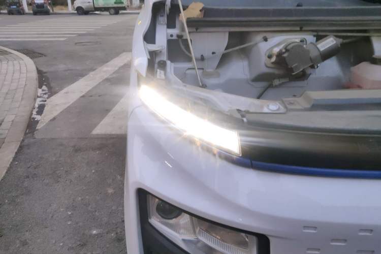 Used Farizon Xingxiang V 2025 Star Enjoy V6E Xuanwu Wealth Creation Edition II Right Front Headlight