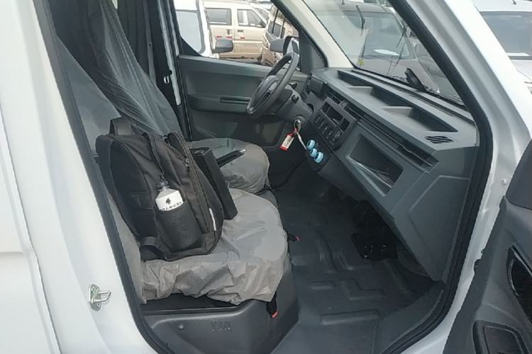 Used Farizon Xingxiang V 2025 Xingxiang V6E Xuanwu Wealth Creation Edition I Right Front Seat
