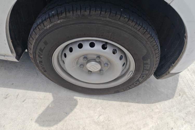 Used Farizon Xingxiang V 2025 Star Enjoy V7E Functional Edition Smart Wealth Edition Xuanwu 51.4 kWh Right Front Wheel Hub