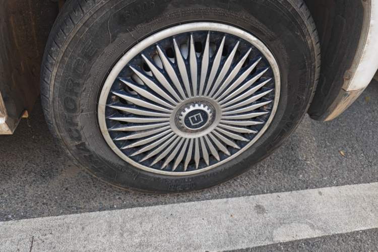 Used Farizon Xingxiang V 2025 Xingxiang V7E Functional Edition, Smart Edition, CATL 50.2kWh Right Front Wheel Hub