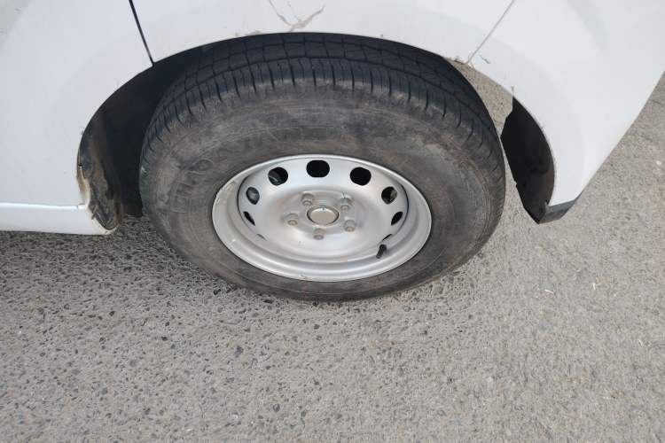 Used Farizon Xingxiang V 2025 Star Enjoy V6E Xuanwu Wealth Creation Edition II Right Front Wheel Hub