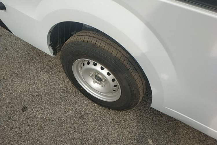 Used Farizon Xingxiang V 2025 Xingxiang V6E Xuanwu Wealth Creation Edition I Right Rear Wheel Hub