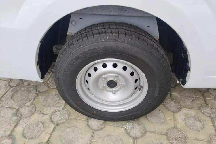 Used Farizon Xingxiang V 2025 Star Enjoy V6E Xuanwu Wealth Creation Edition II Right Rear Wheel Hub