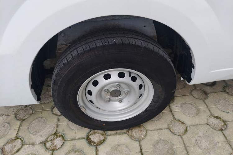 Used Farizon Xingxiang V 2025 Star Enjoy V6E Xuanwu Wealth Creation Edition II Right Rear Wheel Hub