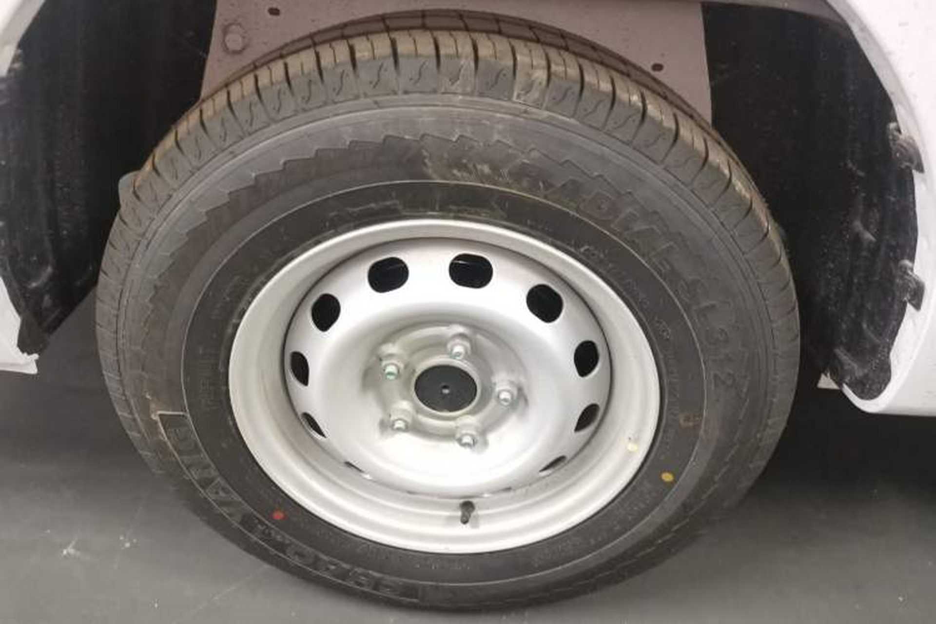 Used Farizon Xingxiang V 2025 Xingxiang V6E Xuanwu Wealth Creation Edition I Right Rear Wheel Hub