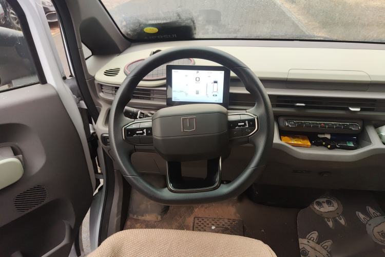 Used Farizon Xingxiang V 2025 Star Enjoy V7E Smart Edition Xuanwu 51.4 kWh Steering Wheel