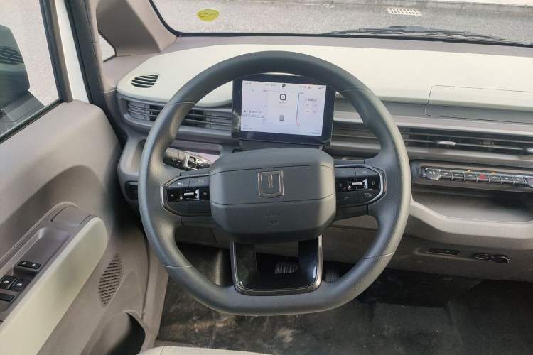 Used Farizon Xingxiang V 2025 Star Enjoy V7E Functional Edition Smart Edition Xuanwu 51.4 kWh Steering Wheel