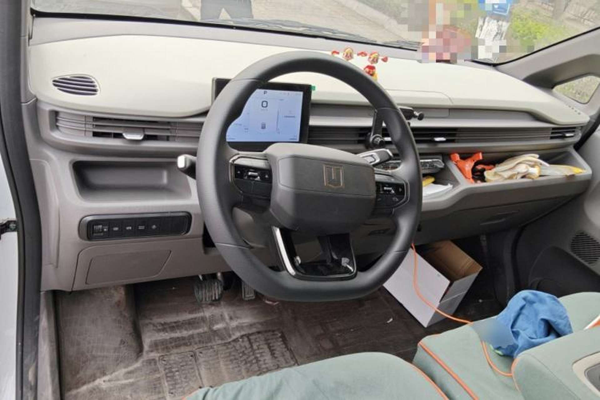 Used Farizon Xingxiang V 2025 Star Enjoy V7E Smart Wealth Edition Xuanwu 51.4 kWh Steering Wheel