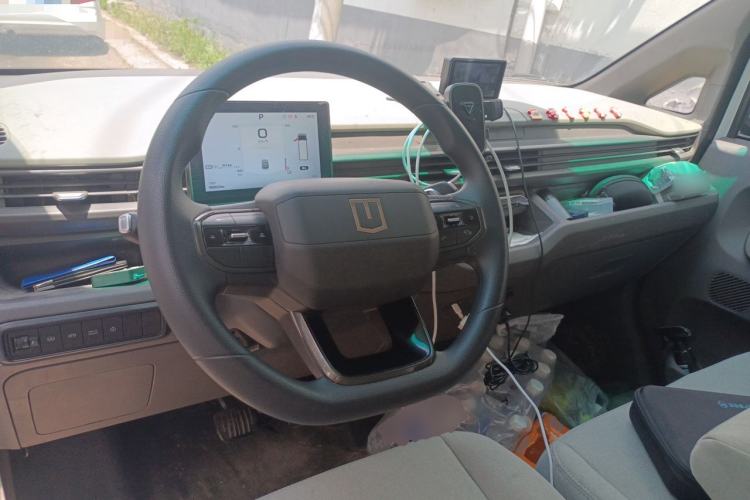 Used Farizon Xingxiang V 2025 Star Enjoy V7E Smart Edition Xuanwu 51.4 kWh Steering Wheel
