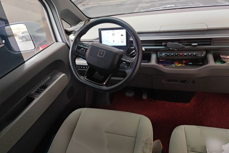 Used Farizon Xingxiang V 2025 Xingxiang V7E Functional Edition, Smart Edition, CATL 50.2kWh Steering Wheel