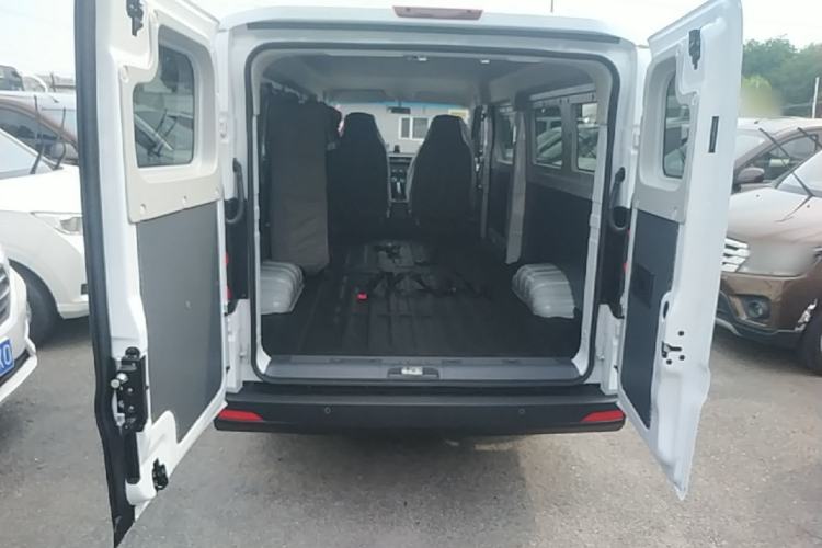 Used Farizon Xingxiang V 2025 Xingxiang V6E Xuanwu Wealth Creation Edition I Trunk