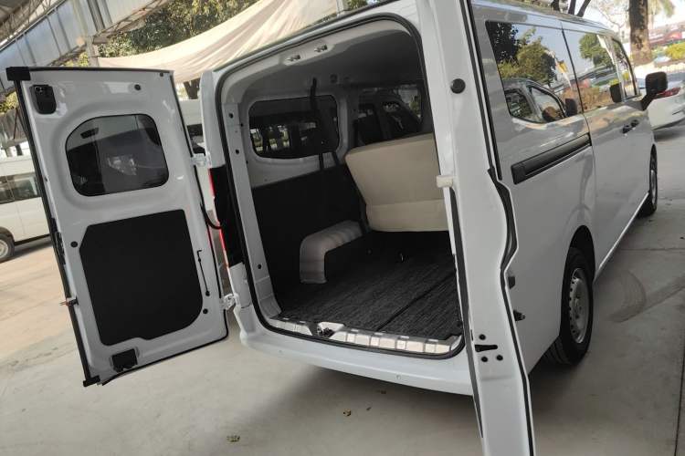 Used Farizon Xingxiang V 2025 Star Enjoy V7E Functional Edition Smart Edition Xuanwu 51.4 kWh Trunk