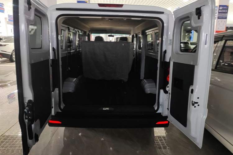 Used Farizon Xingxiang V 2025 Star Enjoy V6E Xuanwu Wealth Creation Edition II Trunk