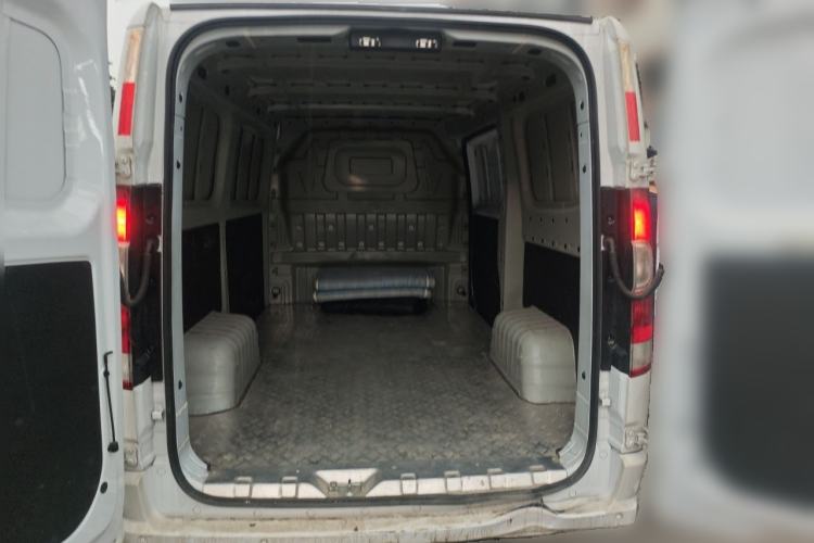 Used Farizon Xingxiang V 2025 Star Enjoy V7E Smart Edition Xuanwu 51.4 kWh Trunk