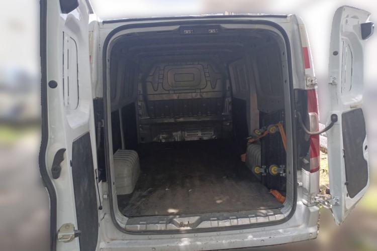 Used Farizon Xingxiang V 2025 Star Enjoy V7E Smart Edition Xuanwu 51.4 kWh Trunk