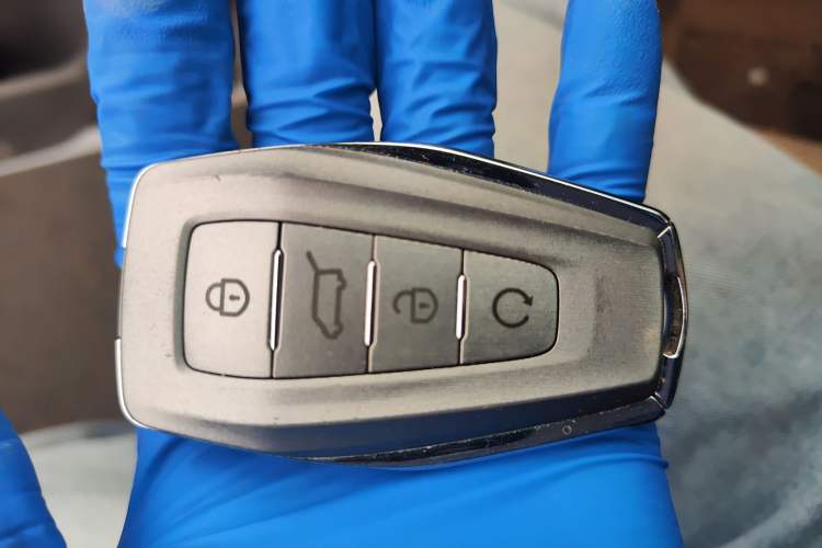 Used Farizon Xingxiang V 2025 Star Enjoy V7E Smart Edition Xuanwu 51.4 kWh Vehicle Key