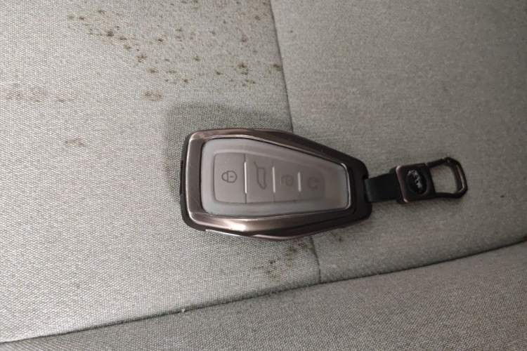 Used Farizon Xingxiang V 2025 Xingxiang V7E Functional Edition, Smart Edition, CATL 50.2kWh Vehicle Key