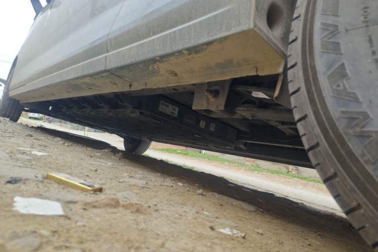 Used Farizon Xingxiang V  Chassis Rear Left