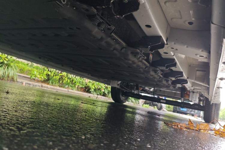 Used Farizon Xingxiang V 2026 Model V8E—Smart Function Edition 450km Chassis Front Left