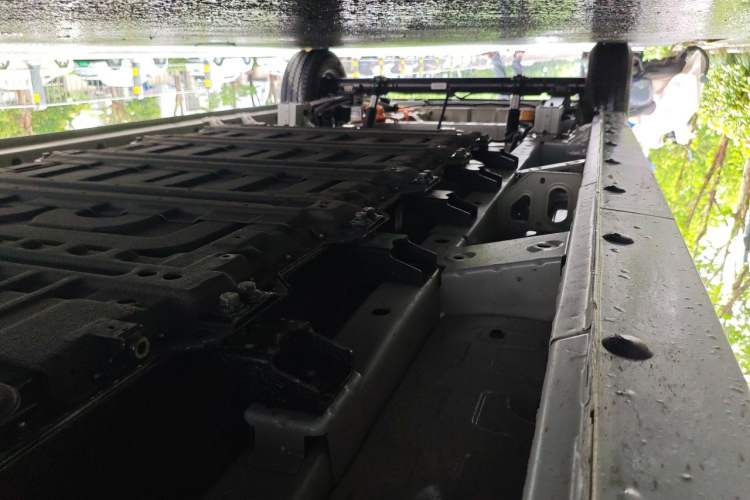 Used Farizon Xingxiang V 2026 Model V8E—Smart Function Edition 450km Chassis Front Right