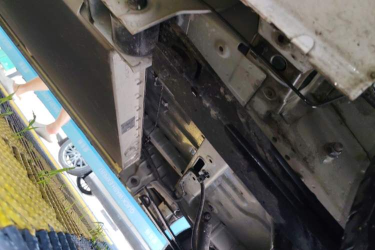 Used Farizon Xingxiang V 2026 Model, V8E—Smart Edition, 460km Chassis Rear Left