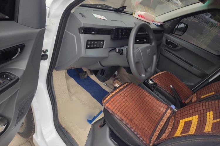 Used Farizon Xingxiang V  Driver Seat