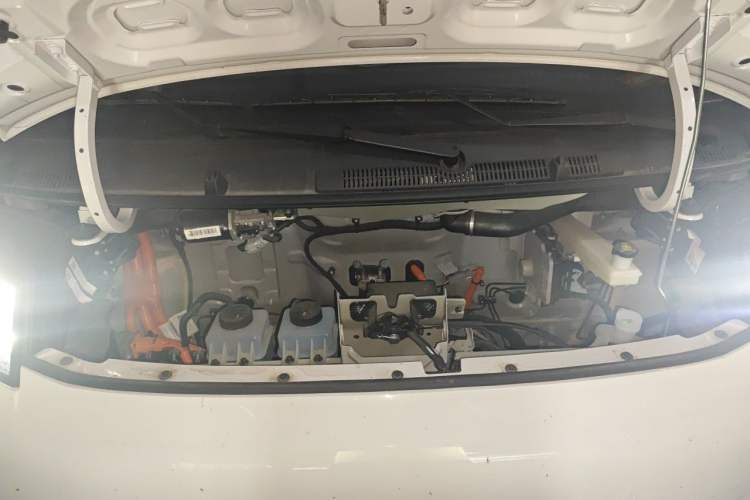 Used Farizon Xingxiang V 2026 Model, V8E—Smart Edition, 460km Engine Bay