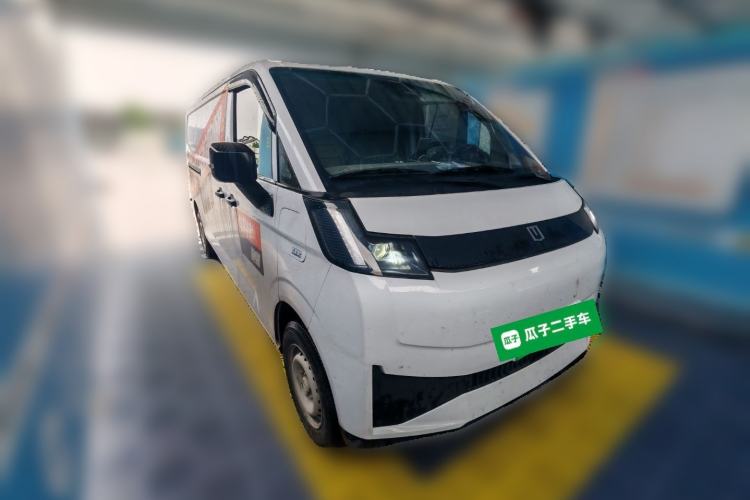 Used Farizon Xingxiang V 2026 Model, V8E—Smart Edition, 460km Front Right 45 Deg