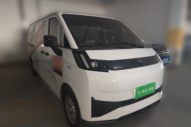 Used Farizon Xingxiang V 2026 Model, V8E—Smart Edition, 460km Front Right 45 Deg