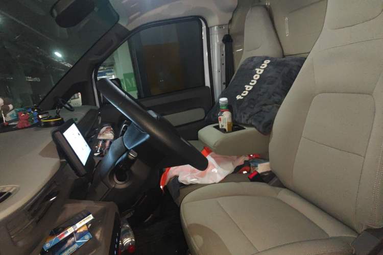 Used Farizon Xingxiang V 2026 Model, V8E—Smart Edition, 460km Left Front Seat