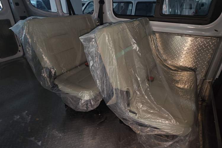 Used Farizon Xingxiang V 2026 Model V8E—Smart Function Edition 450km Left Rear Seat